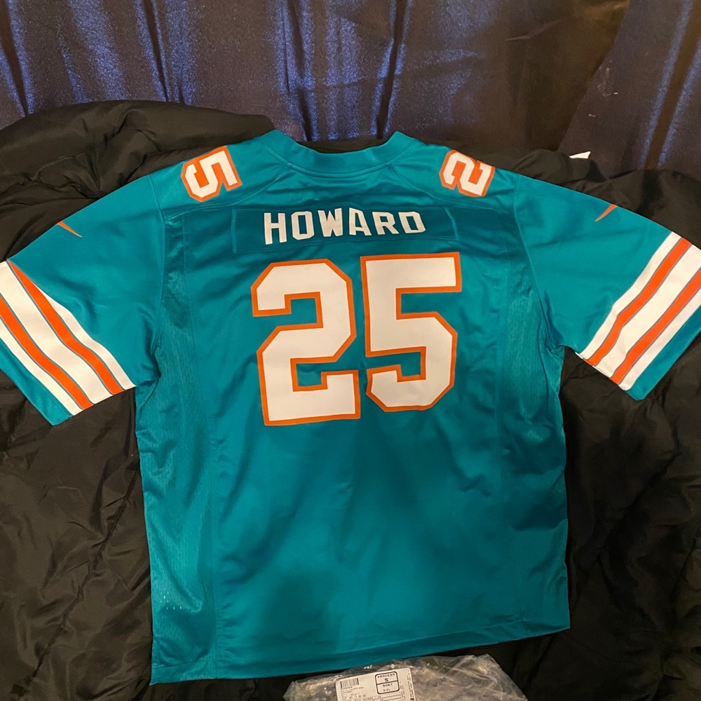 Men’s Miami Dolphins jersey